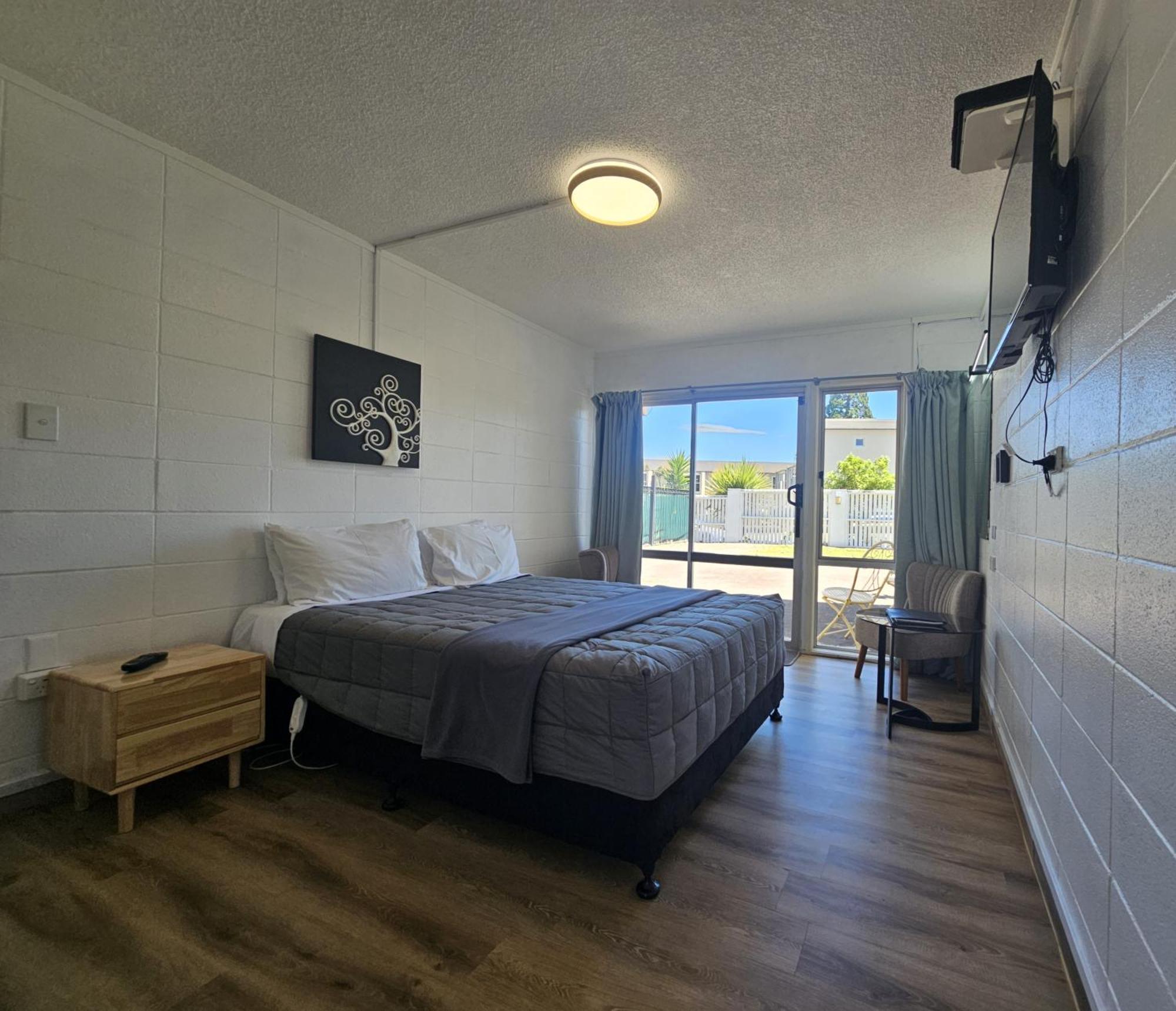 Tui Oaks Motel Taupo Exterior photo